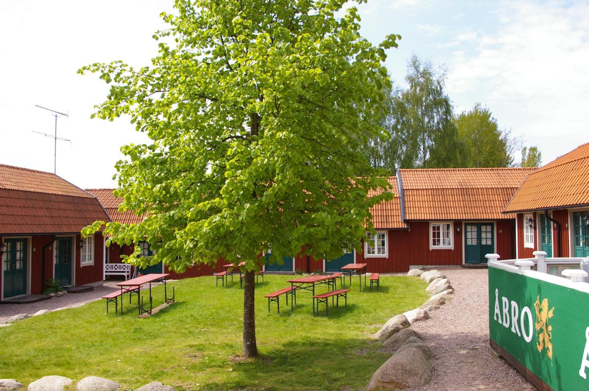 Oxgarden Hotel Vimmerby Exterior foto